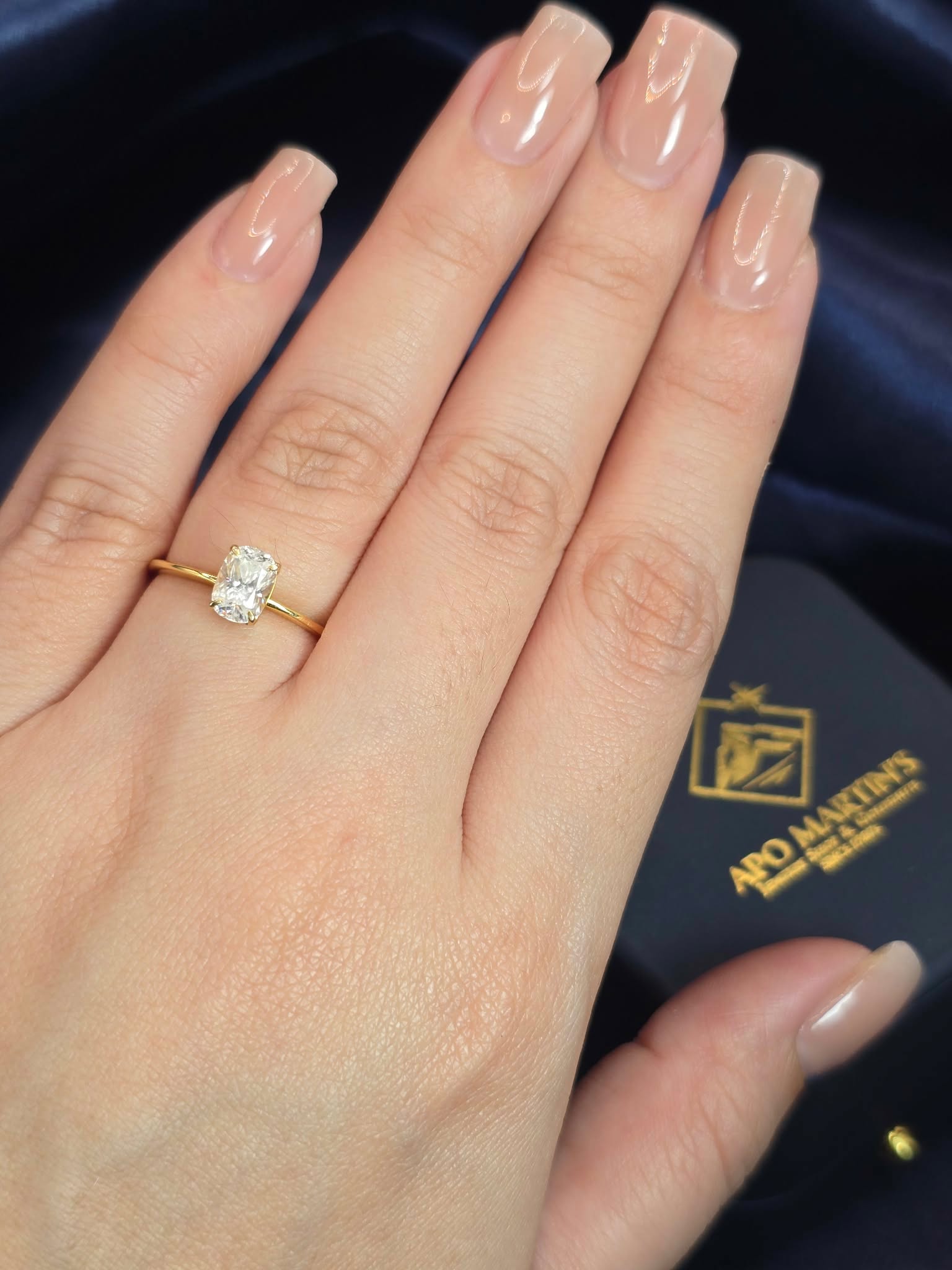 AMALIA (MOISSANITE)